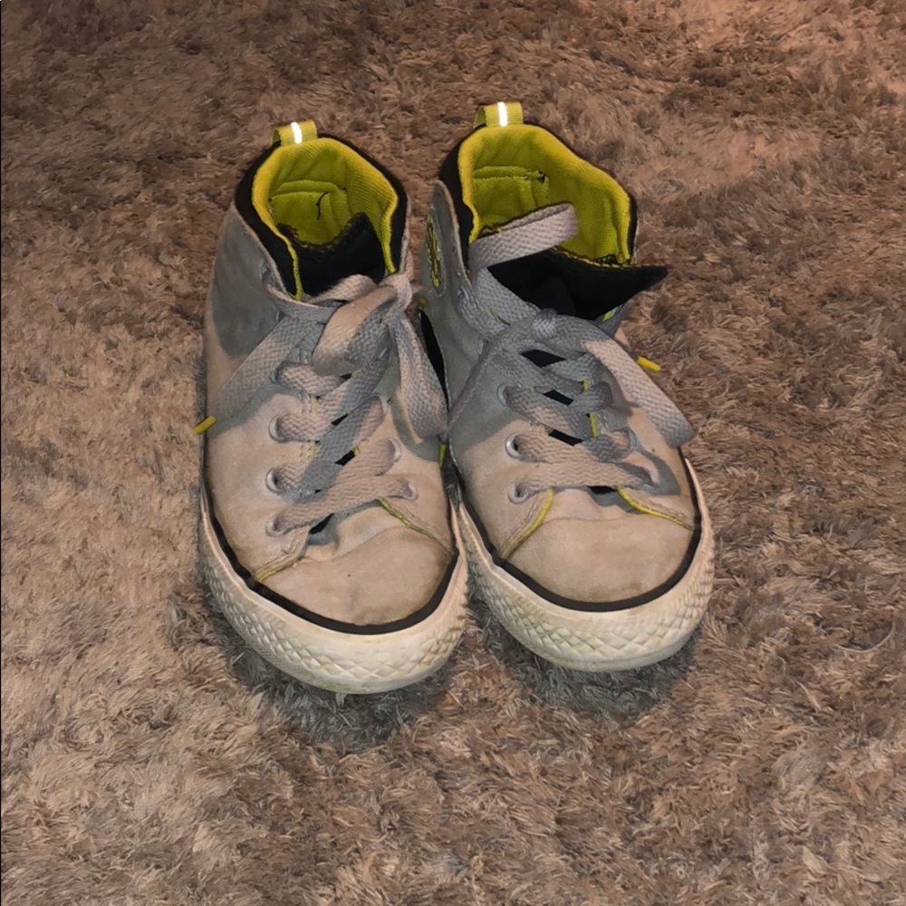 Converse boys shoes